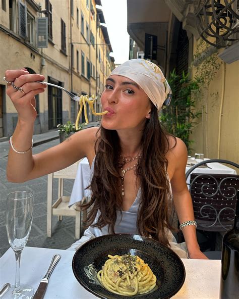 Maya Grell (@mayagrelll) • Instagram photos and videos