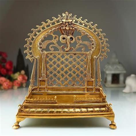 Bhunes Brass Pooja Chowki with Prabhavali – Murti Peetha Stand for ...