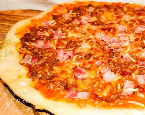 Barbecue Pizza recipe, one of the most popular pizzas - Taste Of Recipes