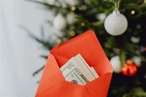 Are Cash Gifts from relatives exempt from Income tax?