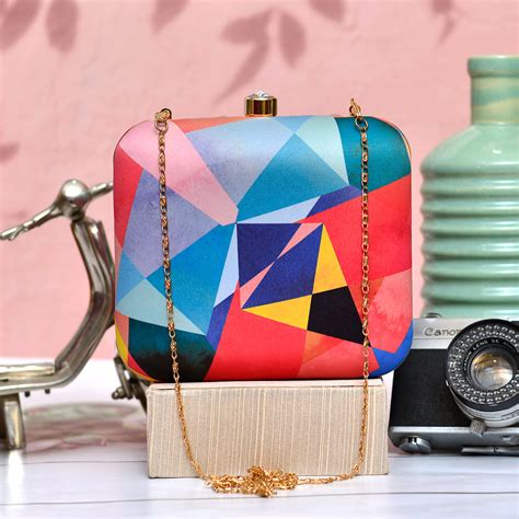 Multicolored Pattern Printed Clutch