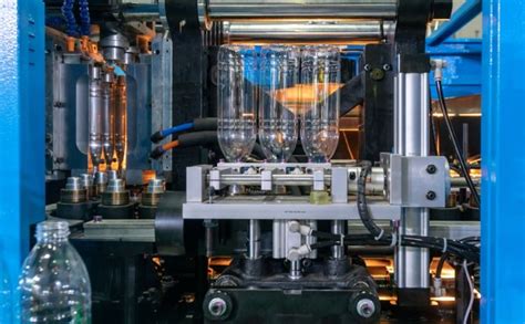 Maximizing Production Speed with High-Performance Blow Moulding Machines