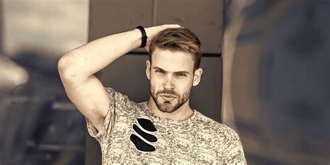 Hair Clay 101: What Is It, What Does It Do and How To Use It | Beard ...