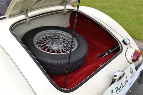 Classic Park Cars | MG MGA 1600 Mk II