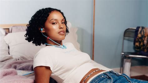 Beats Flexにハートをオン──BeatsとGirls Don’t Cry がコラボ！ | GQ JAPAN