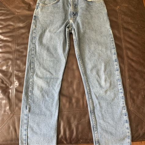 Straight legged blue jeans Size: 30x32 - Depop