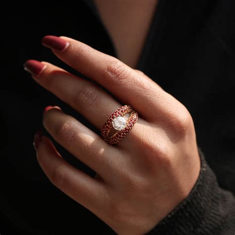 Buy Ethereal 69 Pointer Moissanite Ring – Fiona Diamonds