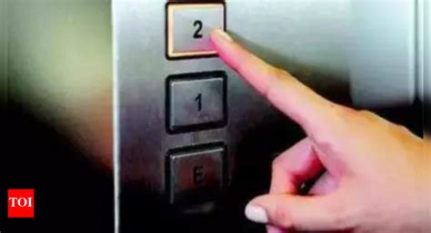 Lift: 8 Stuck In Lift At Hotel, Rescued After One Hour | Mumbai News ...