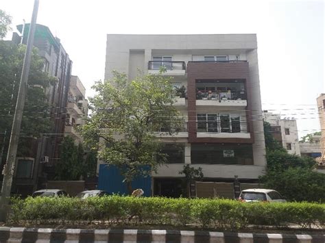 Retail Unit to Rent, E-225, Kailash Colony Kailash Colony, Greater ...