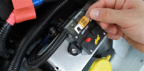 Do It Yourself::How to Change Fuse