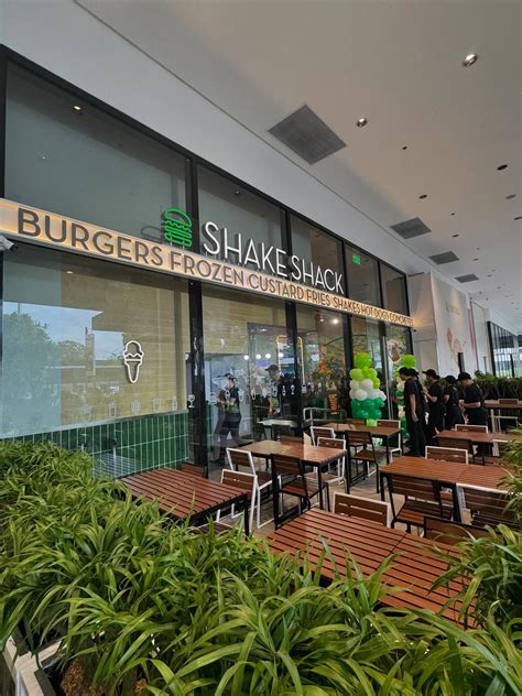 Shake Shack - San Juan