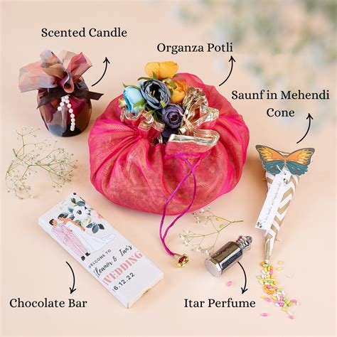 Shop Elegant & Luxury Wedding Gifts for Couples - Giftcarnation