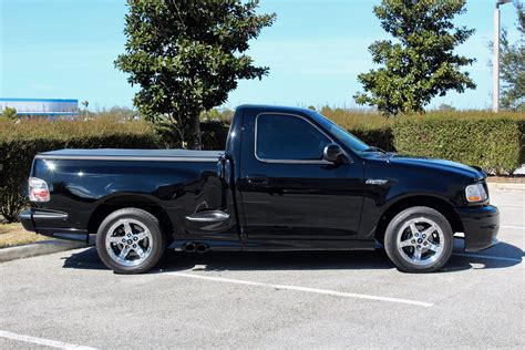 2003 Ford Lightning | Classic Cars of Sarasota