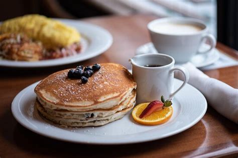 CAFE AT THE PFISTER, Milwaukee - Menu, Prices & Restaurant Reviews ...