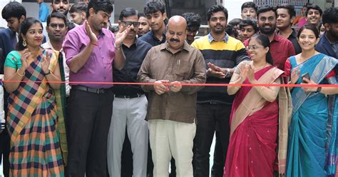 JAIN College VV Puram Gallery - Explore Our Campus Life