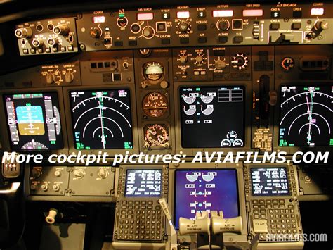 B737 Cockpit 的图像结果