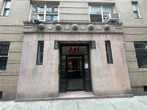 210 West 19th Street #2E in Chelsea, Manhattan | StreetEasy