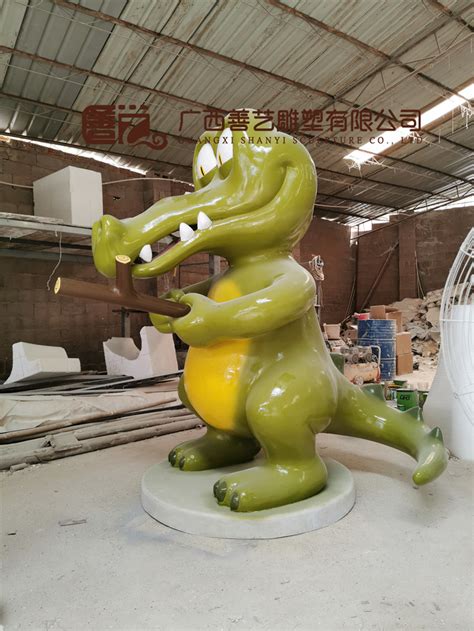 桂林甄皮岩国家森林公园博物馆玻璃钢动物雕塑制作_西安十方彩绘雕塑-站酷ZCOOL