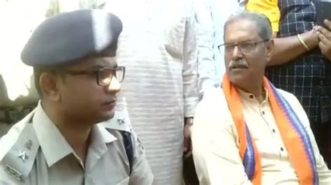 Video of verbal spat between BJP leader KV Singh Deo, Bolangir SP goes ...
