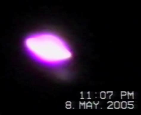 世界10大UFO真实目击事件视频 太神奇 科学无法解释 - YouTube