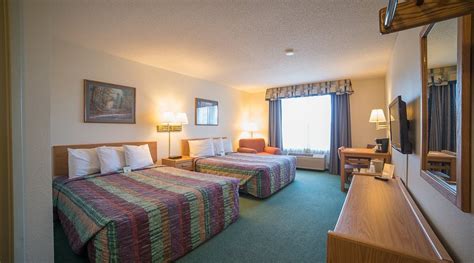 RIVER VALLEY INN & SUITES (Osceola) - Hotel Reviews, Photos, Rate ...