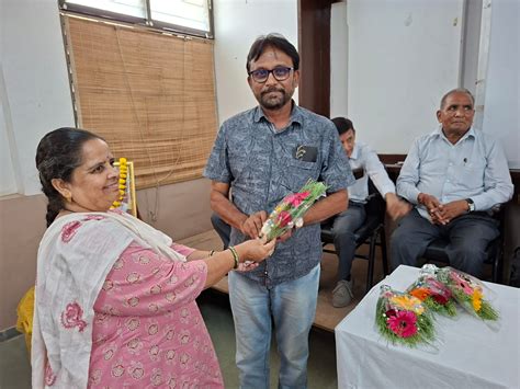 Meeting of Education Department Pensioners in Vadodara