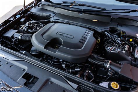 2024 Land Rover Discovery review - Tesual.com