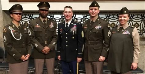 New US Uniform Goes Back to the 1940s - Pinks and Greens | War History ...