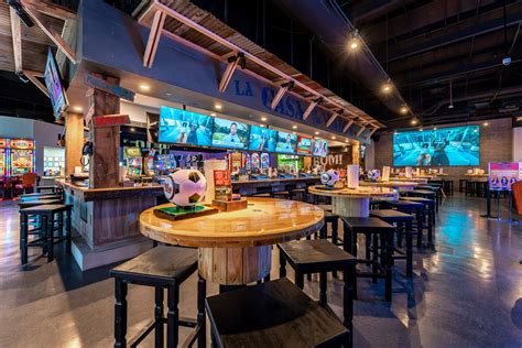Sports Bar Las Vegas Para Latinos: Ojos Locos Cantina