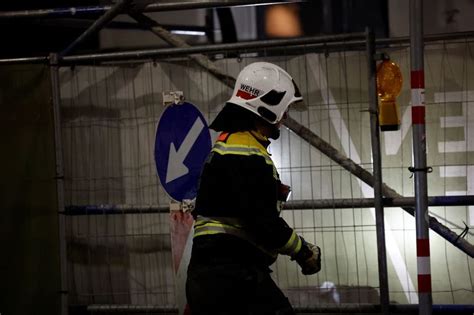 Four dead after scaffolding collapses at Vienna building site ...