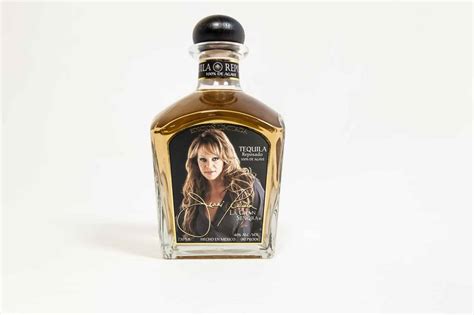 Review: Jenni Rivera La Gran Senora Tequila Reposado - Drinkhacker