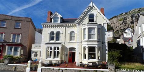 THE STELLA HISTORIC LLANDUDNO BED AND BREAKFAST (Wales) - Guesthouse ...