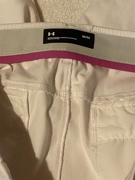 Under Armour Men’s 36/32 White Golf Pants Great Condition | SidelineSwap