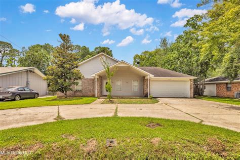 3201 Beachview Dr, Ocean Springs, MS 39564 | Homes.com