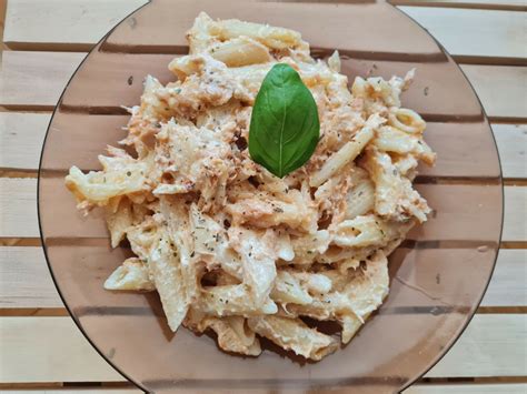 Tuna Pasta - 14 Recipes | Bonapeti.com