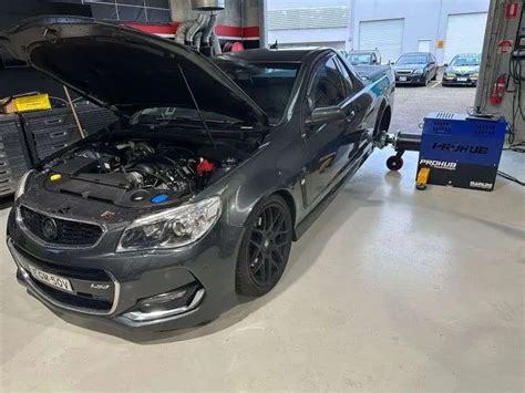 Image result for LS2 Engine Commodore