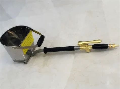 Plastering Machines - Gypsum Plastering Machine Manufacturer from New Delhi