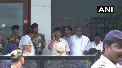 Congress’s Shivakumar takes Mumbai trip to pacify rebel MLAs camping in ...