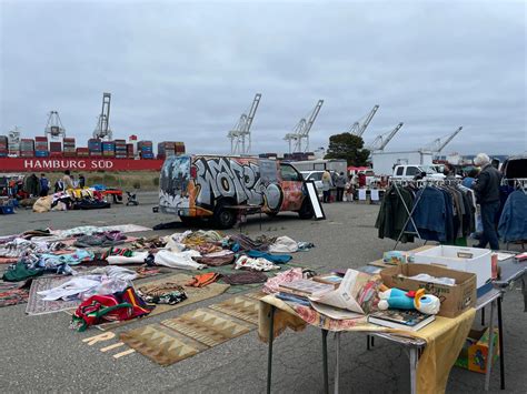 Alameda Flea Market