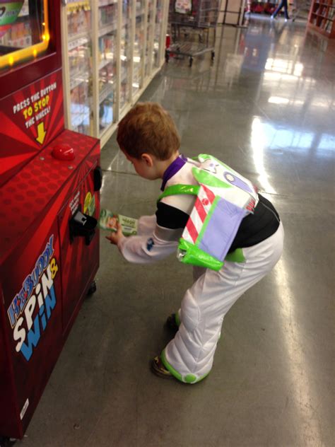 13 Steps of Playing the HEB Buddy Buck Machine - The Dusty Parachute by ...