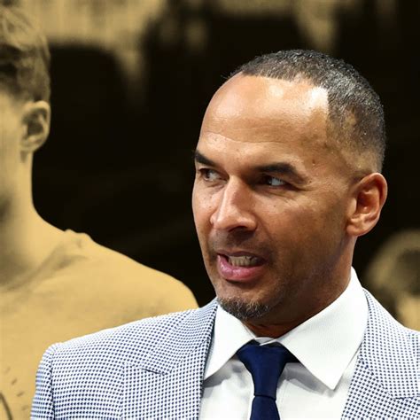 Anthony Edwards explains his heartwarming gesture to young Kings fan ...