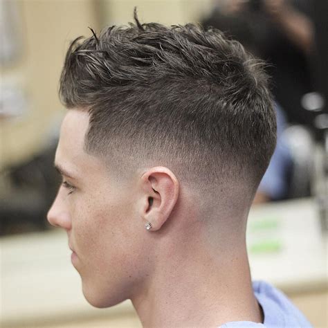 55 Short Haircuts For Men: The Latest Styles For 2023 | Hair cuts, Mens ...