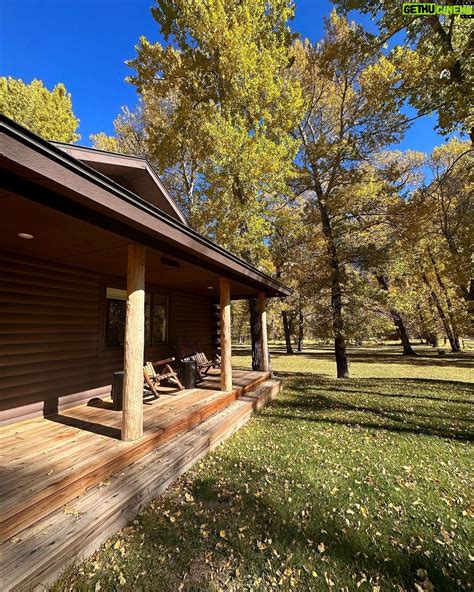 Alexandra Cooper Instagram – 🤠 | Gethu Cinema