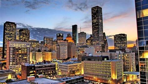 7 Extravagant Places To Celebrate Bachelor Parties In Texas!