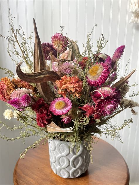 Dried Flower Arrangement – Small