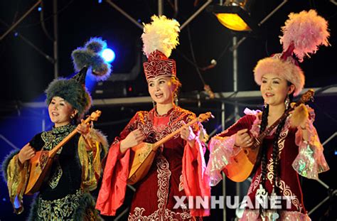 新疆哈萨克族喜迎“纳吾热孜节”[组图]--中国庆元网