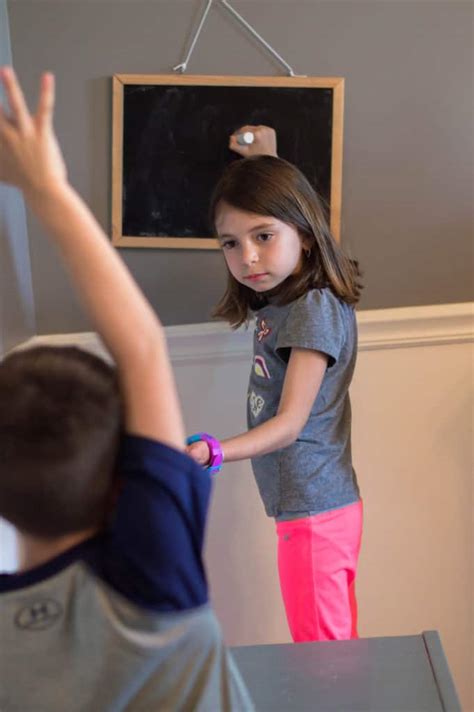 Family Meeting 的图像结果