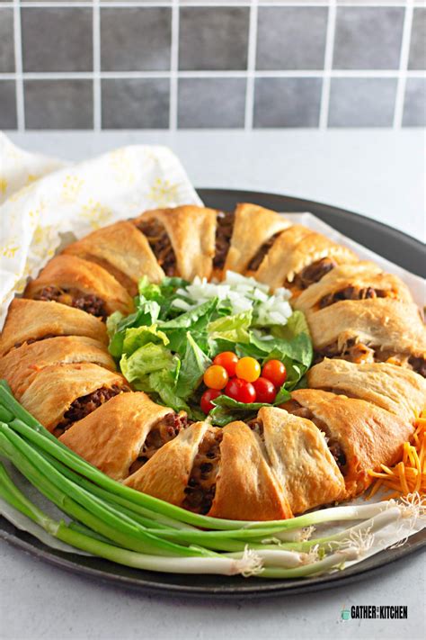 Taco Crescent Ring