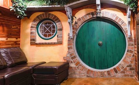 The Hobbit House, Fantasy comes Home! - Guest suites for Rent in ...