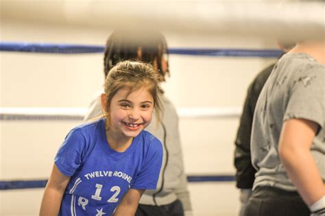 Boxing Kid 的图像结果